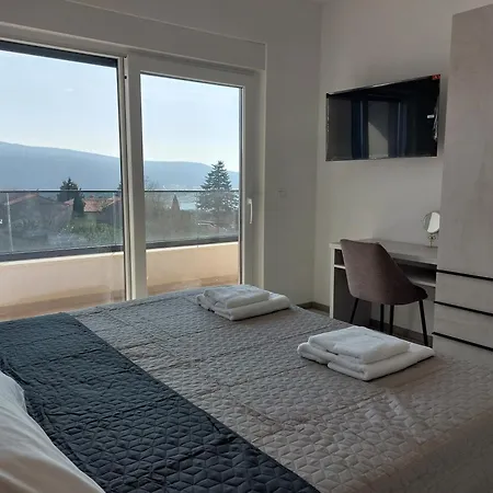 别墅 Patrick With Sea View