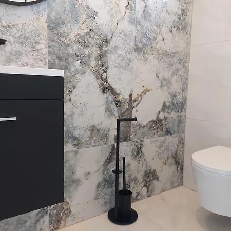 House Patrick With Pool, Jacuzzi And Sauna Kornić