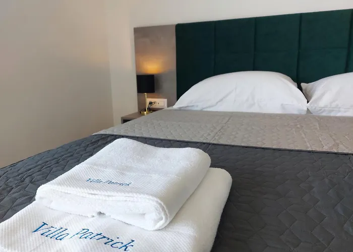 Patrick With Sea View 别墅