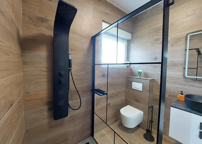 Patrick With Sea View Kornić