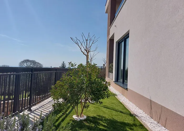 Patrick With Sea View 别墅