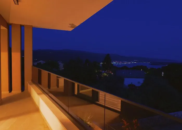 Vila Patrick With Sea View