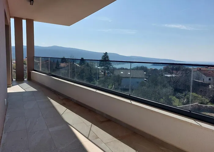 Vila Patrick With Sea View