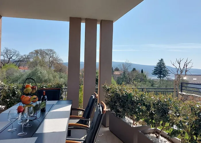 Vila Patrick With Sea View *